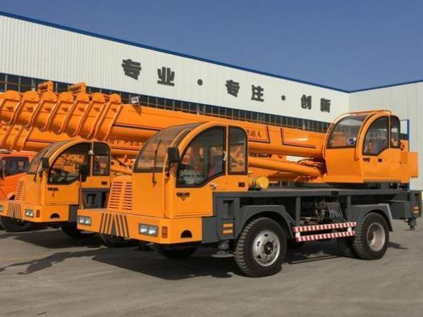 东台市吊车租赁公司_吊车出租